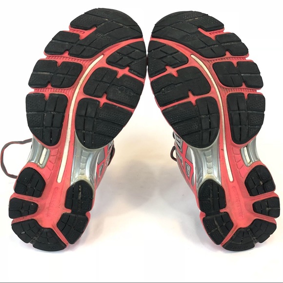 Asics Womens Gel Nimbus 15 Running Shoes. - Picture 6 of 8